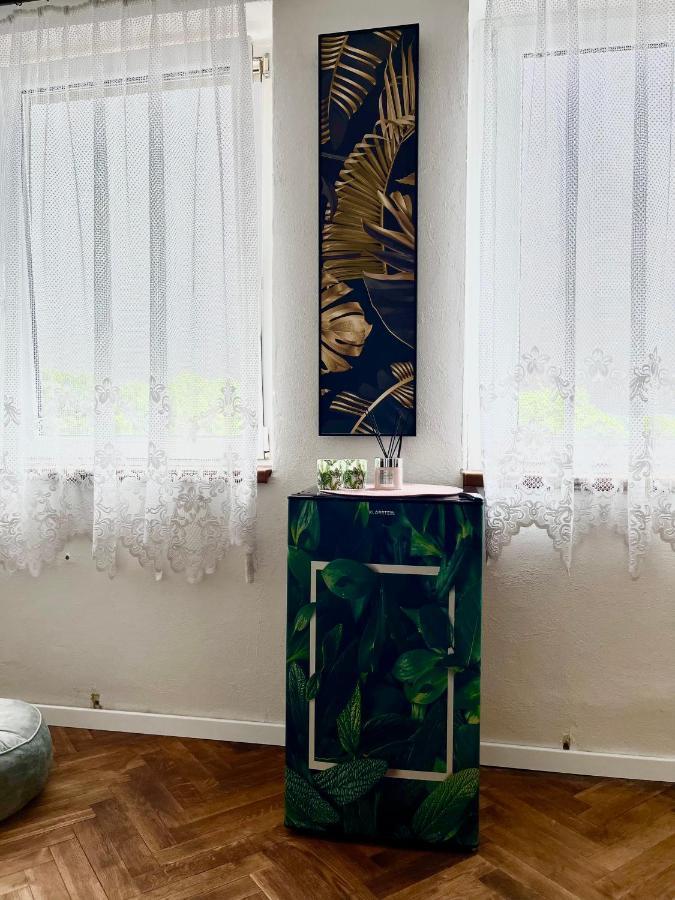 Appartement Monstera I à Kolín Extérieur photo