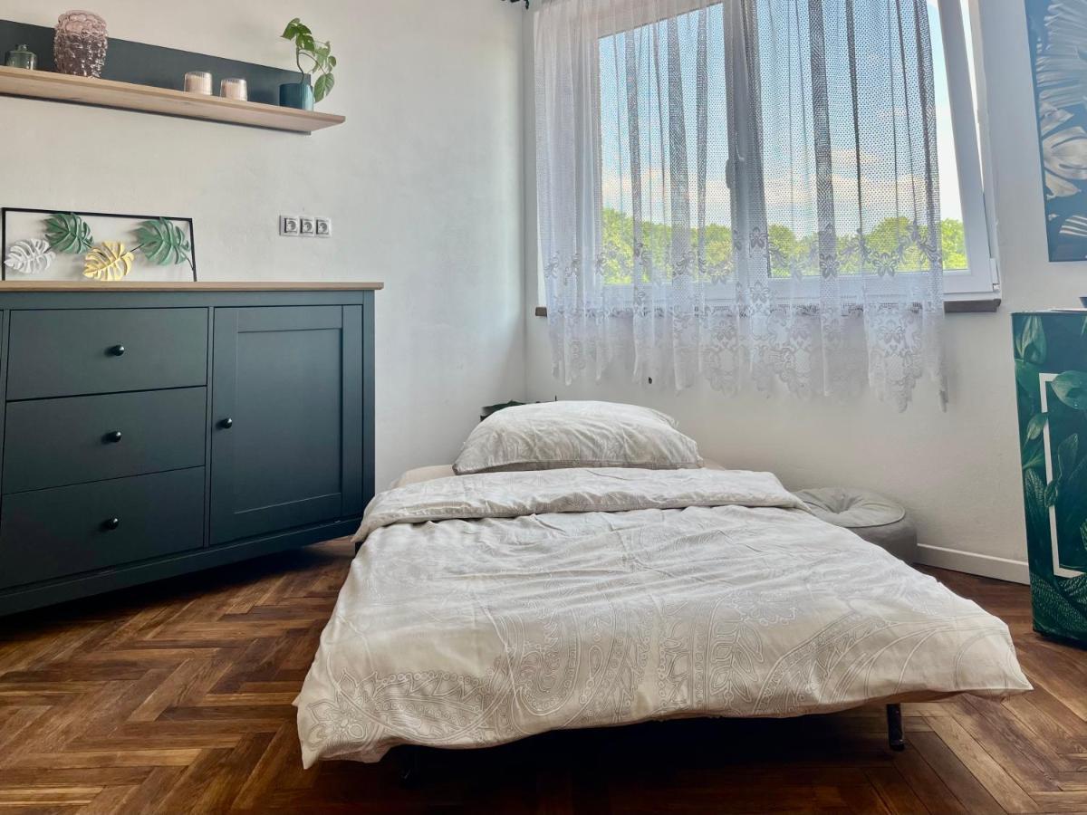 Appartement Monstera I à Kolín Extérieur photo