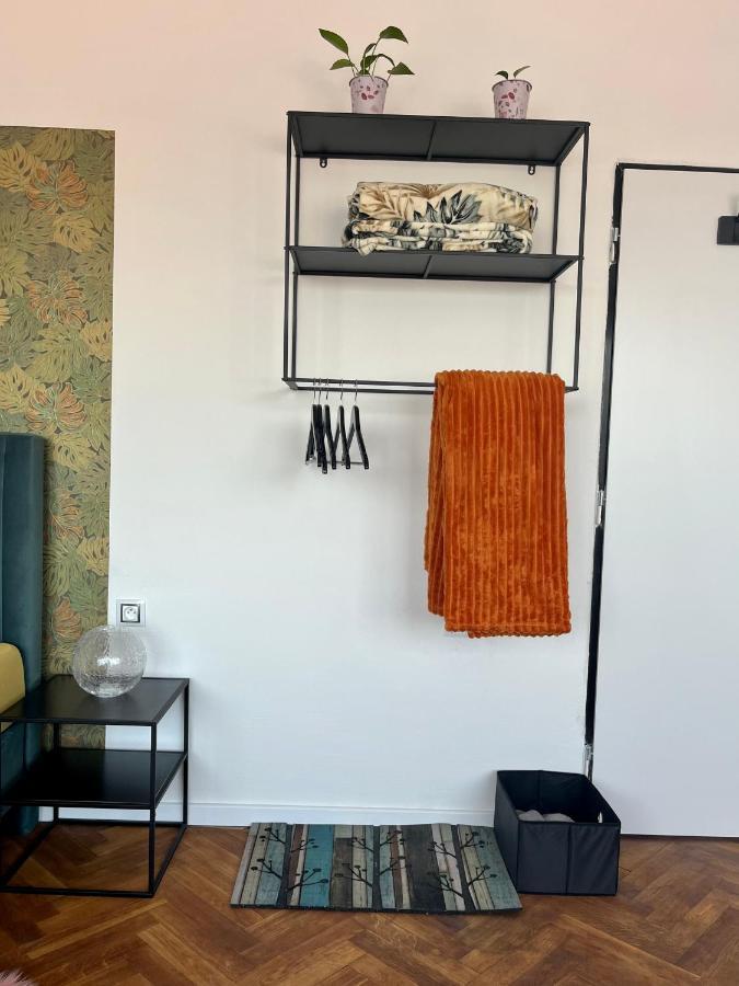 Appartement Monstera I à Kolín Extérieur photo